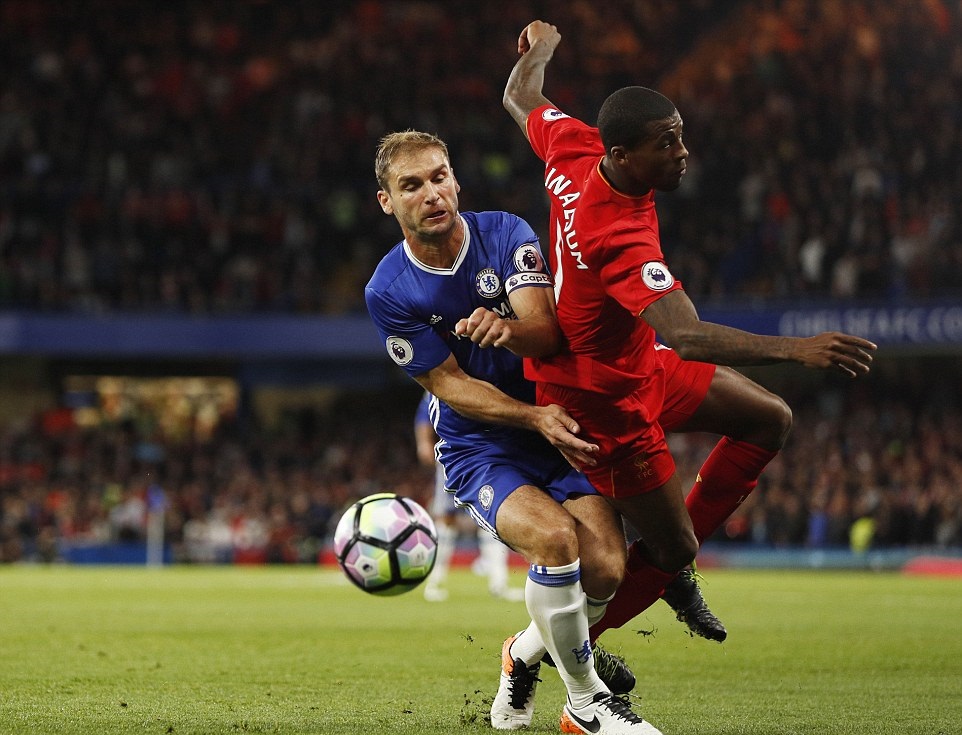 Hàng công Liverpool hoạt động hiệu quả trong phần lớn thời gian của hiệp một. Ảnh: Internet.