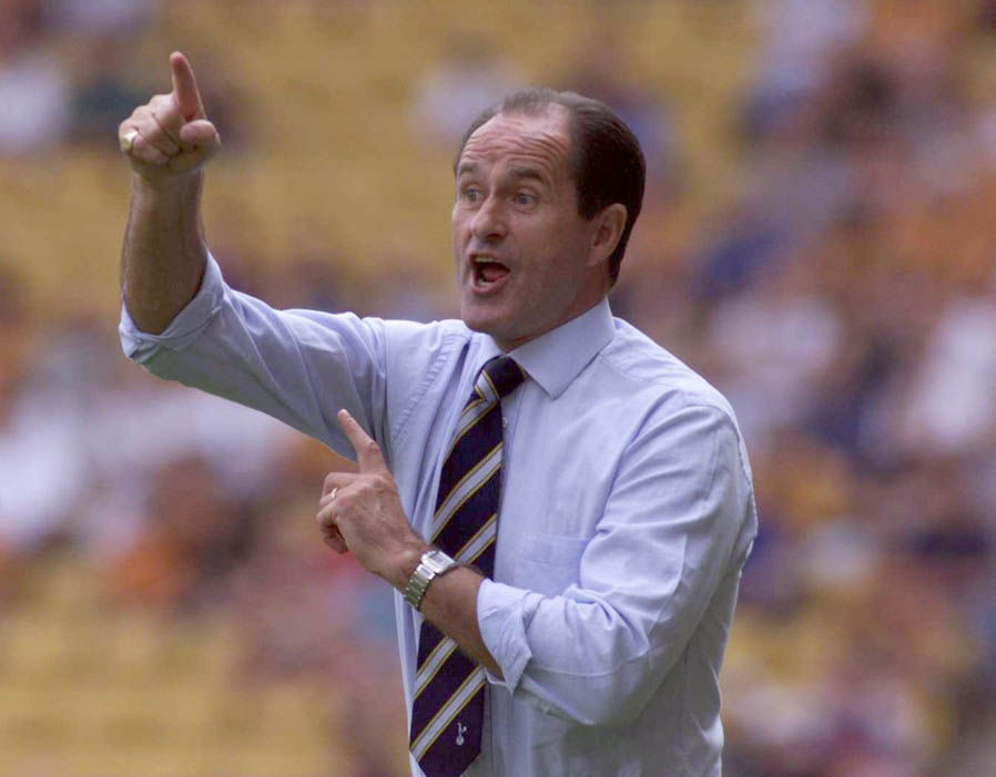 3. George Graham (1998-2001) - Dẫn dắt Spurs đánh bại Arsenal trong lần đầu tiên ông tham dự trận derby giữa hai đội. Ảnh: Internet.