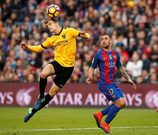 Malaga tử thủ thành công trên sân Camp Nou. Ảnh: Mirror.