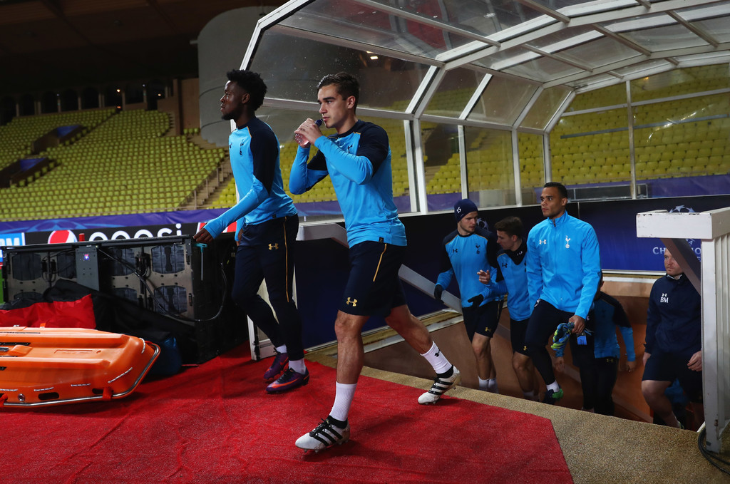 Các cầu thủ Spurs tỏ ra quyết tâm trong buổi tập mới nhất. Ảnh: Zimbio.