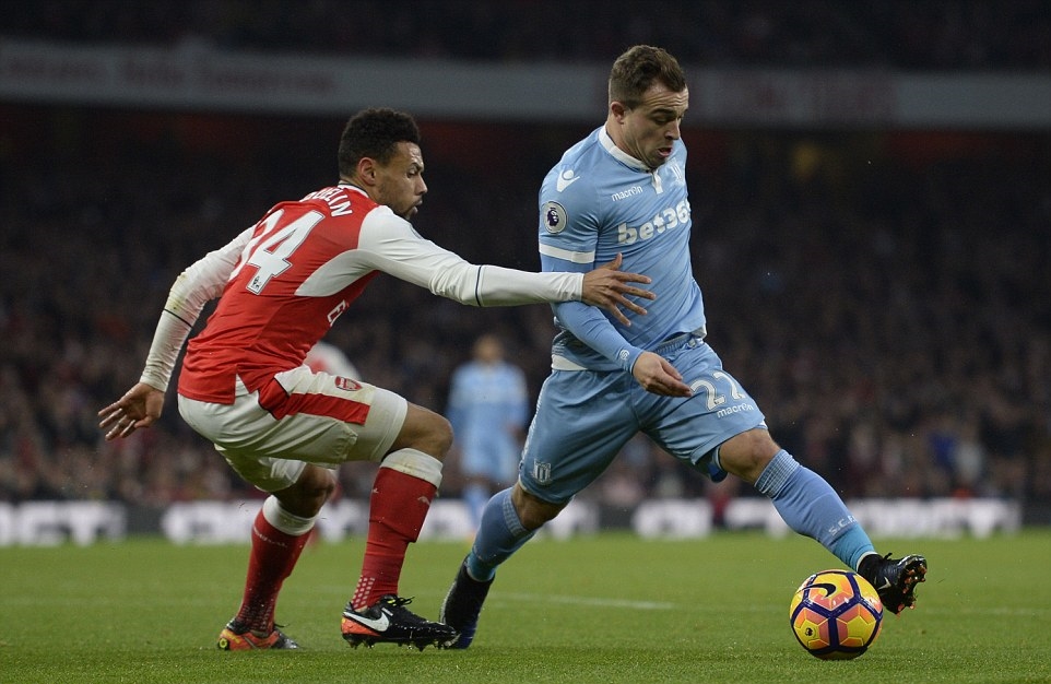 Ngoài bàn thắng mở tỷ số, Stoke gần như không có cơ hội nào đáng kể. Ảnh: Daily Mail.