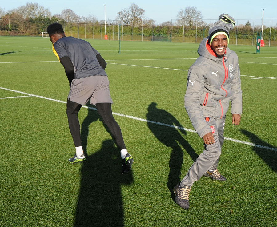 Arsenal đón vị khách quý trong buổi tập mới nhất - Bóng Đá