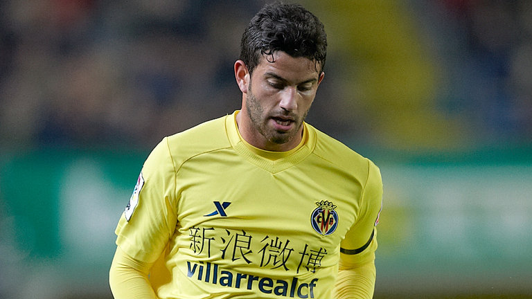 Milan quay lại với mục tiêu Musacchio.