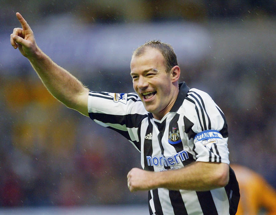 Alan Shearer - 260 bàn. Ảnh: Express.