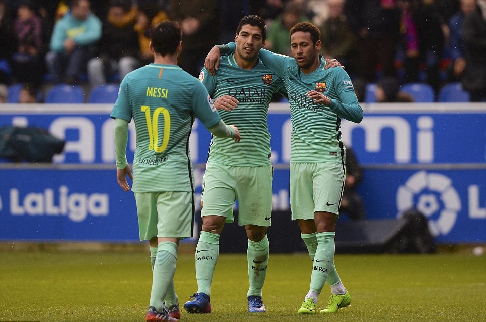 Barca đã có trận chạy đà hoàn hảo trước khi chạm trán PSG ở Champions League. Ảnh: Daily Mail.