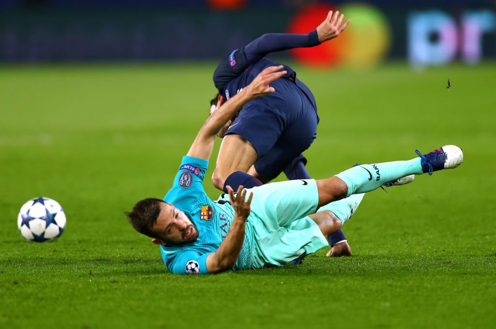 Messi lĩnh xướng đội hình tệ nhất Champions League lượt đấu vừa qua - Bóng Đá