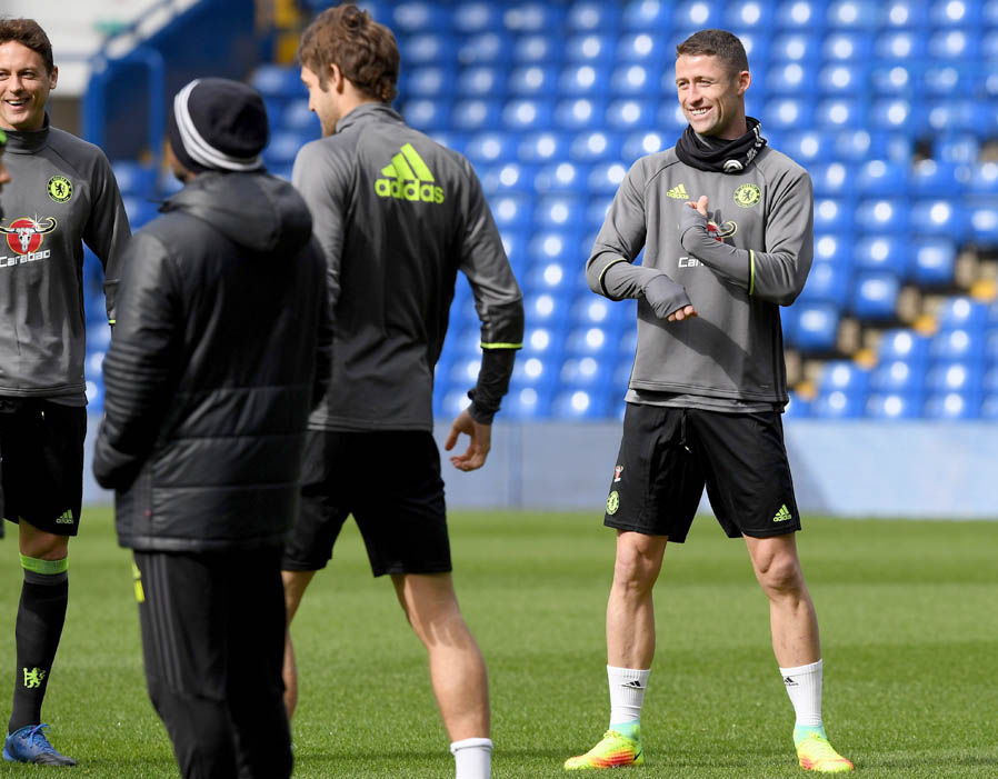 Gary Cahill. Ảnh: Express.