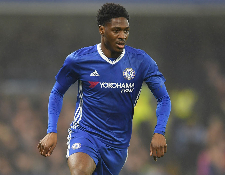 Hậu vệ phải: Ola Aina - Chelsea - Giá trị chuyển nhượng: 850.000 bảng. Ảnh: Express.