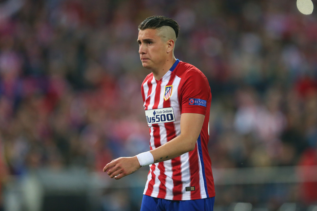 Gimenez có khả năng rời Atletico trong hè này.