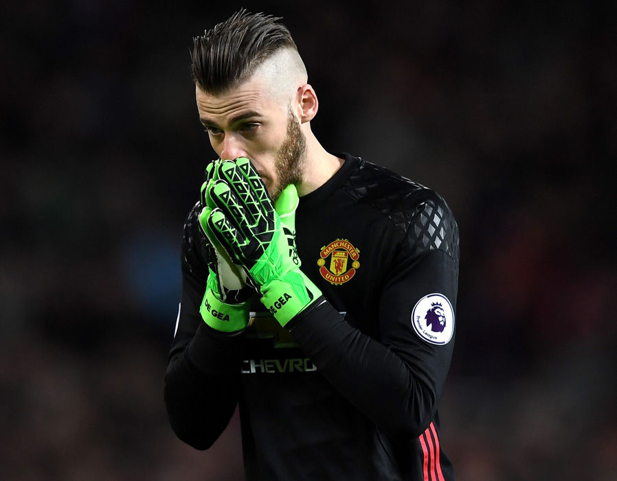 David De Gea - 5 - Khiến NHM nhiều phen lo lắng hơn so với thường lệ. Ảnh: Express.