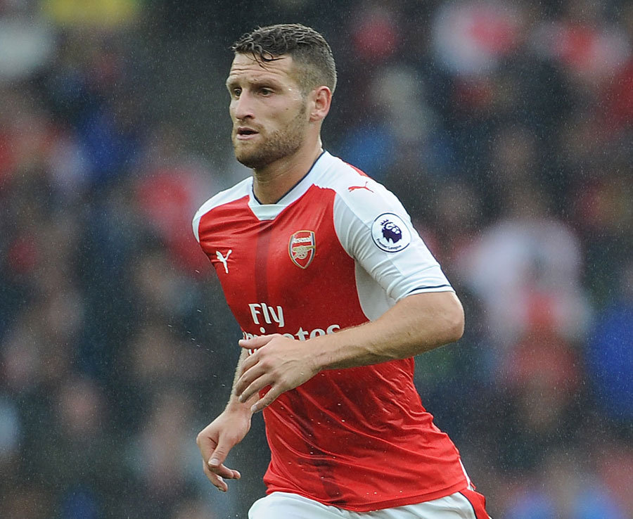 10. Shkodran Mustafi - 90.000 bảng/tuần. Ảnh: Daily Star.