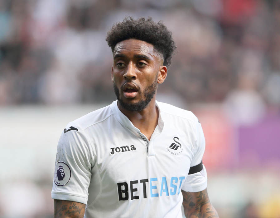 Leroy Fer - Swansea City. Ảnh: Express.