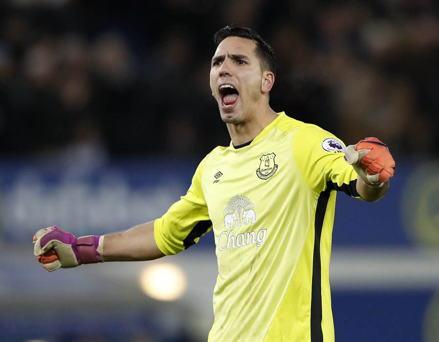 Joel Robles (Everton) - 10 trận giữ sạch lưới. Ảnh: Express.