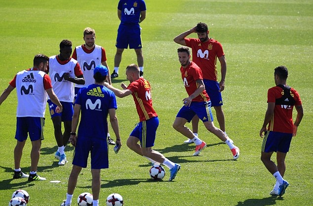 Các bài tập ban bật được sử dụng liên tục. Ảnh: Daily Mail.