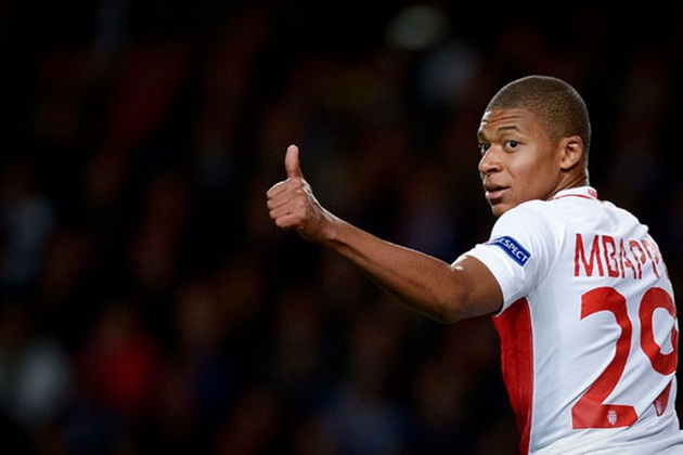 Giá chuyển nhượng Mbappe tăng lên chóng mặt. Ảnh: Express.