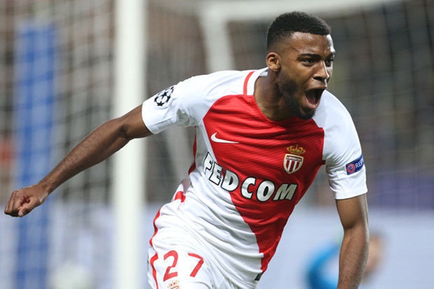 Arsenal đang tiến rất gần đến việc chiêu mộ Lemar. Ảnh: Daily Star.