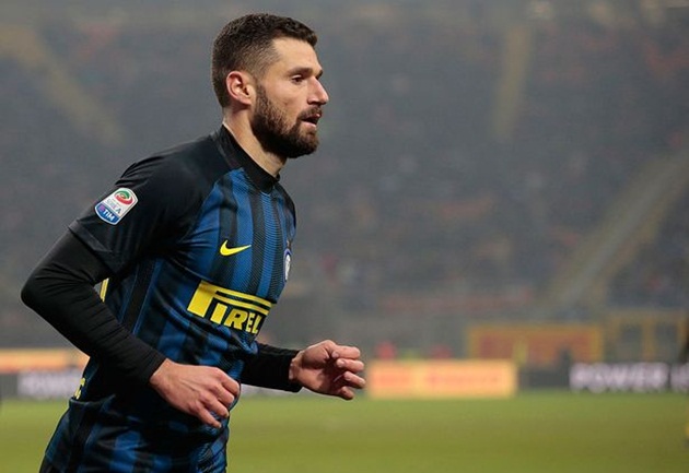 Chelsea quyết có Candreva.