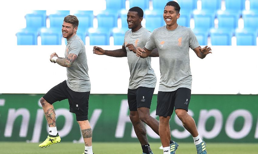 Họ nhận khá nhiều chỉ trích từ chính CĐV Liverpool vì để Watford ghi đến 3 bàn vào lưới. Ảnh: John và Andrew Powell.