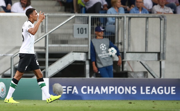 9 - Trent Alexander-Arnold đã ghi được bàn thắng đầu tiên sau 9 trận được ra sân ngay từ đầu cho Liverpool.