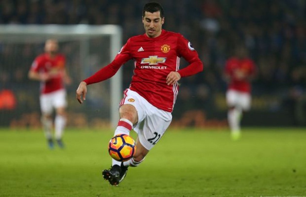 13 - Trong tháng 8 vừa qua tại Ngoại hạng Anh, Henrikh Mkhitaryan có số cơ hội tạo ra (13), kiến tạo (5) nhiều nhất giải đấu.