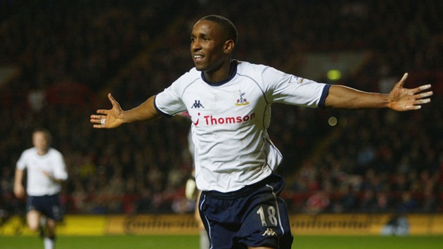 Cầu thủ khi nhiều bàn thắng nhất: 15 bàn - Jermain Defoe (Tottenham Hotspur).