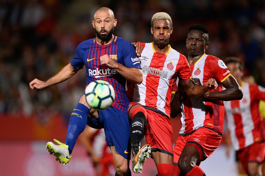 Girona chơi sòng phẳng ngay từ đầu trận với Barca.