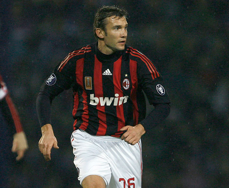5. Andriy Shevchenko (Dynamo Kiev, AC Milan, Chelsea) - 67 bàn. Ảnh: Daily Star.
