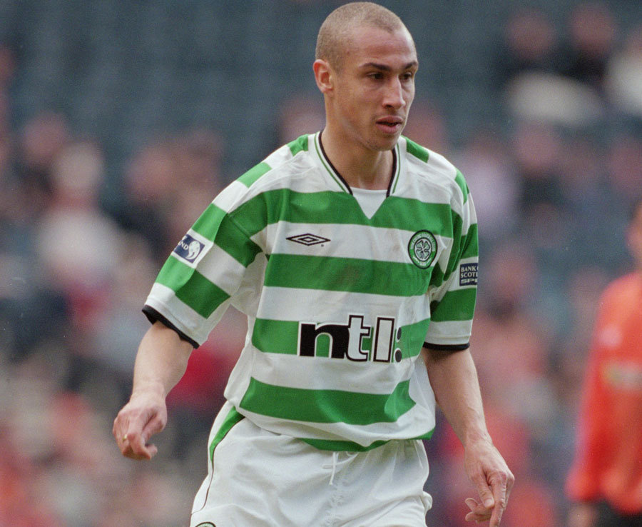 =8. Henrik Larsson (Feyenoord, Celtic, Barcelona, Manchester United, Helsingborg) - 59 bàn. Ảnh: Daily Star.