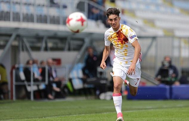 Torres lọt vào tầm ngắm của Real và Barca.