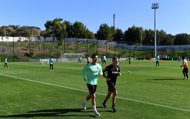 Buổi tập mới đây của đội tuyển Bồ Đào Nha tại Cidade do Futebol, Oeiras.