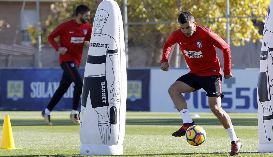 Tất cả đều rất quyết tâm giành lấy kết quả tốt trước đối thủ khó chịu cùng thành phố.