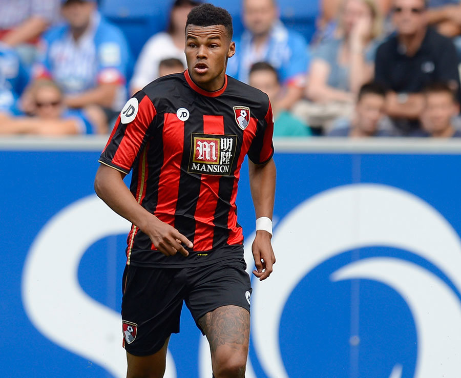 9. Tyrone Mings (Bournemouth) - Thời gian nghỉ thi đấu vì chấn thương: 368 ngày. Ảnh: Daily Star.
