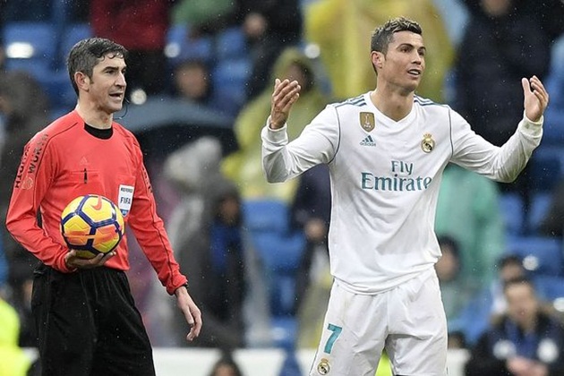 5 điểm nhấn Real 0-1 Villarreal: Đây không phải Ronaldo; Zidane quá ngoan cố - Bóng Đá