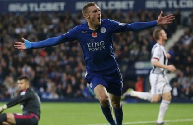 Arsenal chính thức hỏi mua Jamie Vardy. Ảnh: Internet.
