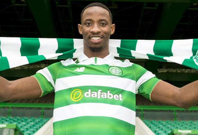Dembele là hàng HOT châu Âu. Ảnh: Daily Mail.
