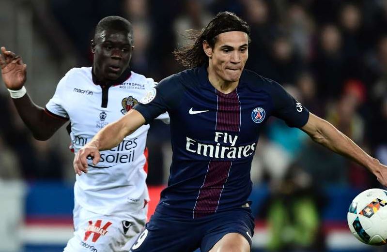 =3 - Edinson Cavani (PSG) - 800,000