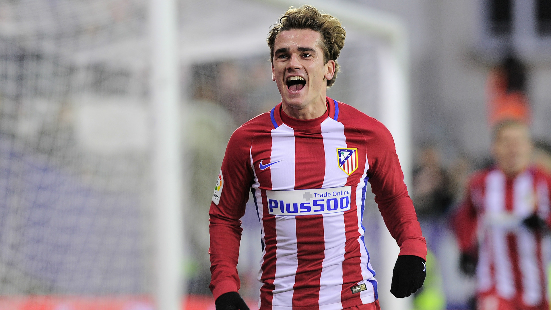 Antoine Griezmann của Atletico Madrid là mục tiêu số 1 của Man United.