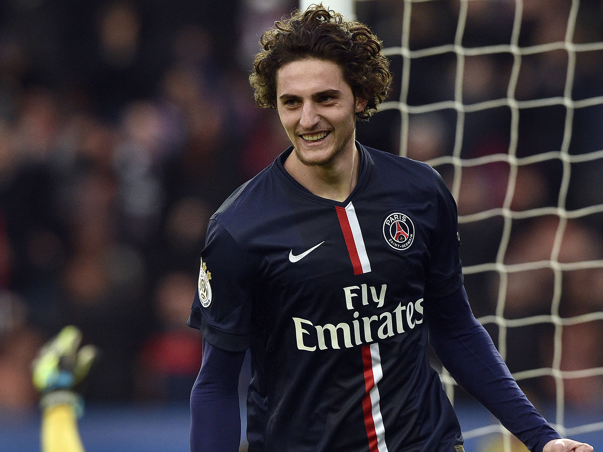 Adrien Rabiot được Arsenal săn đón.