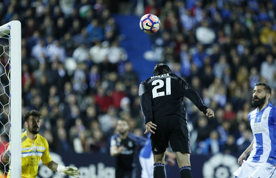 Morata giúp Real dẫn 2-0 phút 19.