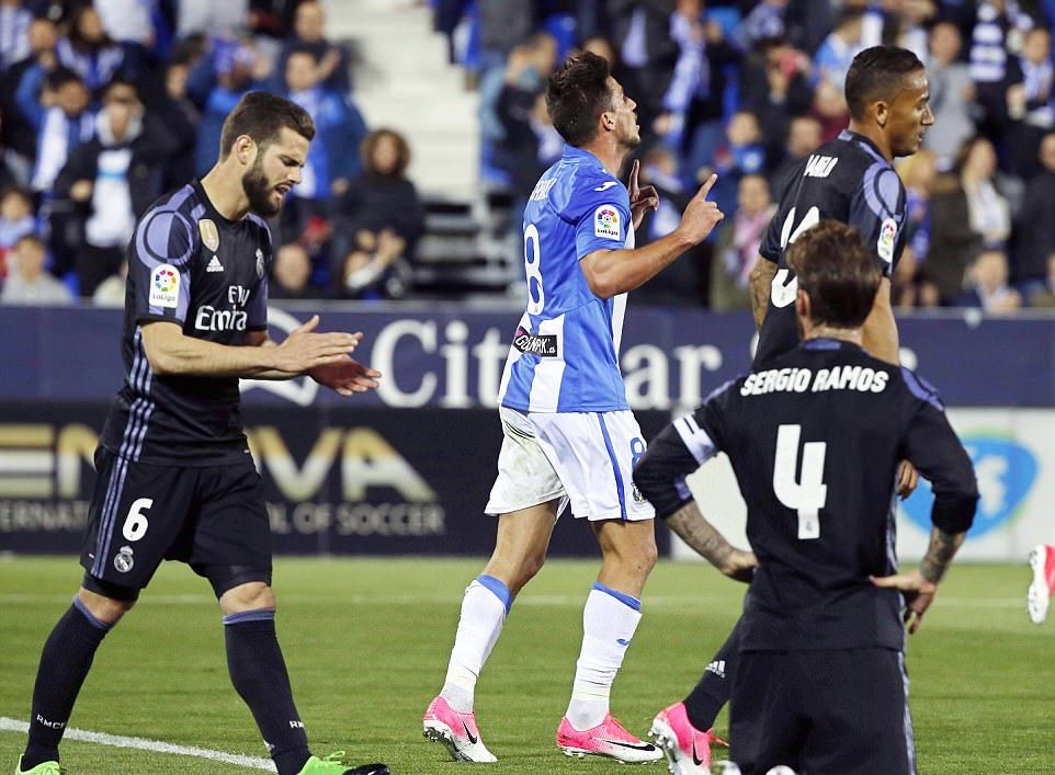 Real chủ quan và phải trả giá với bàn thua ở phút 32.