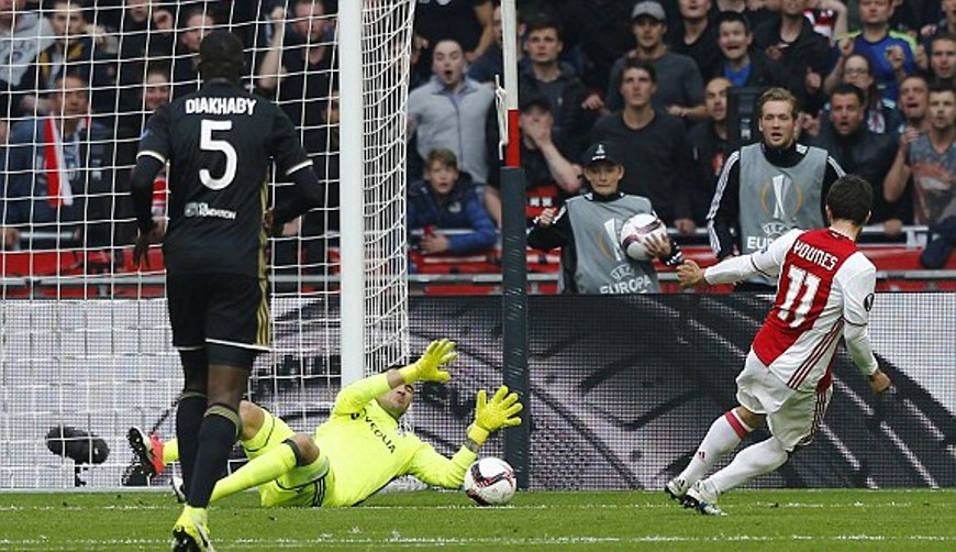 Hủy diệt Lyon, Ajax đặt một chân vào chung kết Europa League - Bóng Đá