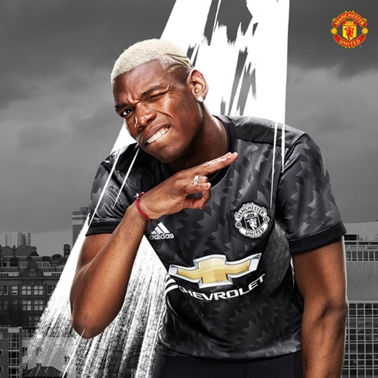 Dàn sao Quỷ đỏ cực ngầu trong áo đấu sân khách mùa 2017/18 - Bóng Đá