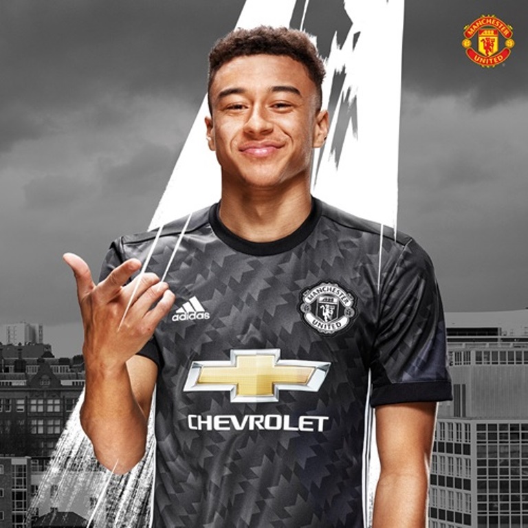 Lingard rất được lòng HLV Mourinho.