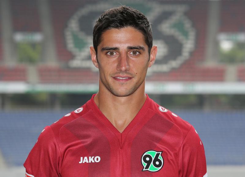 7. Lars Stindl (28 tuổi, Borussia Mönchengladbach) - 13 triệu euro