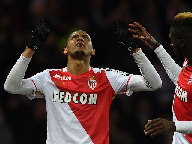 M.U ở rất gần Fabinho.