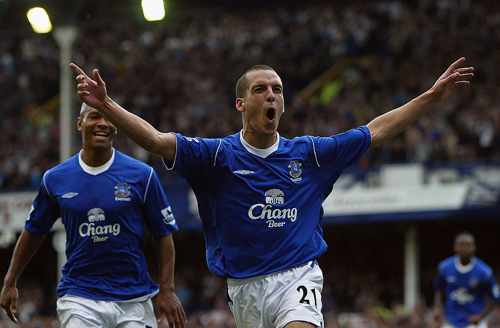 Leon Osman: 36 tuổi, thi đấu cho Everton (2000-2016), Carlisle United (2002-2003 mượn), Derby County (2004 mượn)