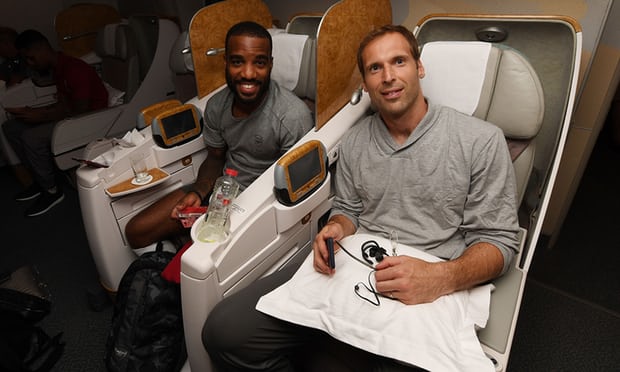 Mourinho từng chê Lacazette?