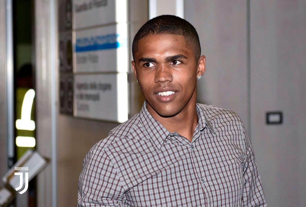 Costa rạng rỡ trong ngày đầu ở Juve.