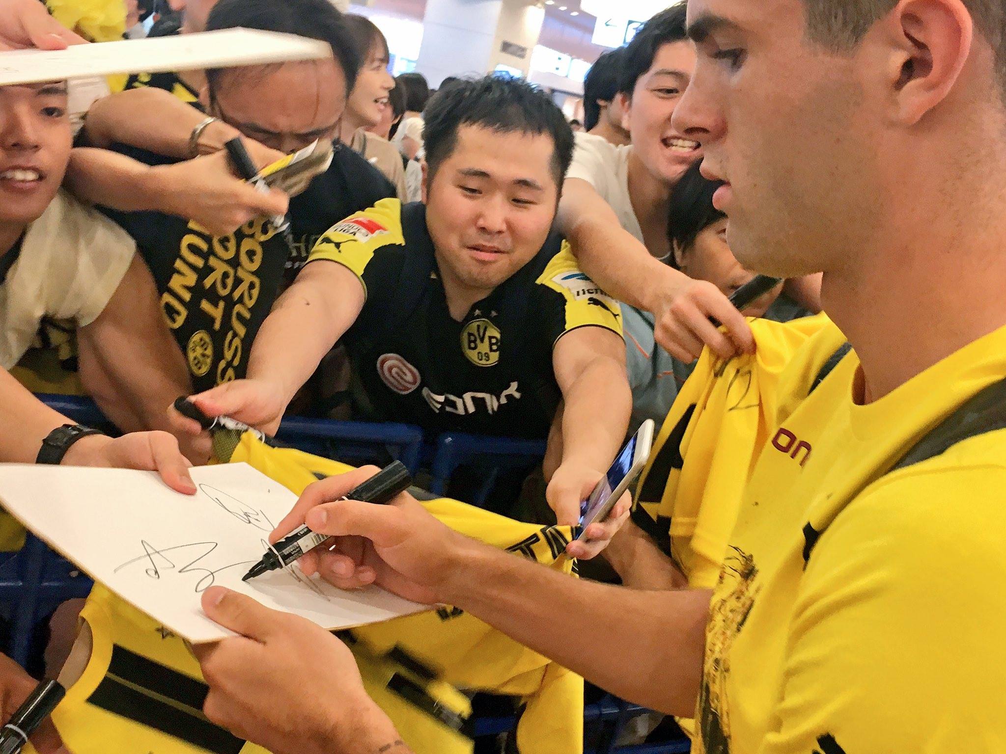 Pulisic - thần tượng mới tai Dortmund.
