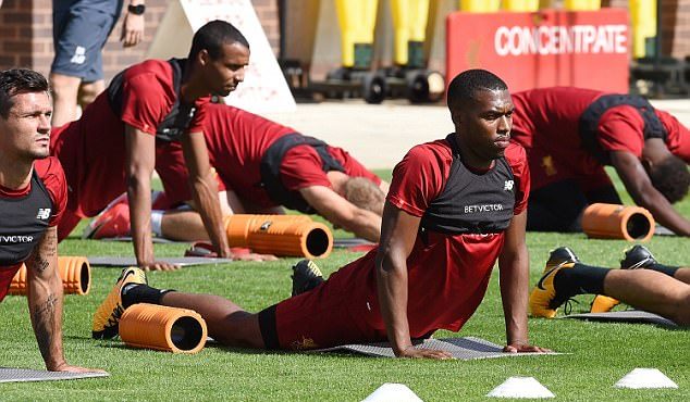 Tuy nhiên, NHM The Kop vẫn lo ngại bởi tiền sử chấn thương của Sturridge.